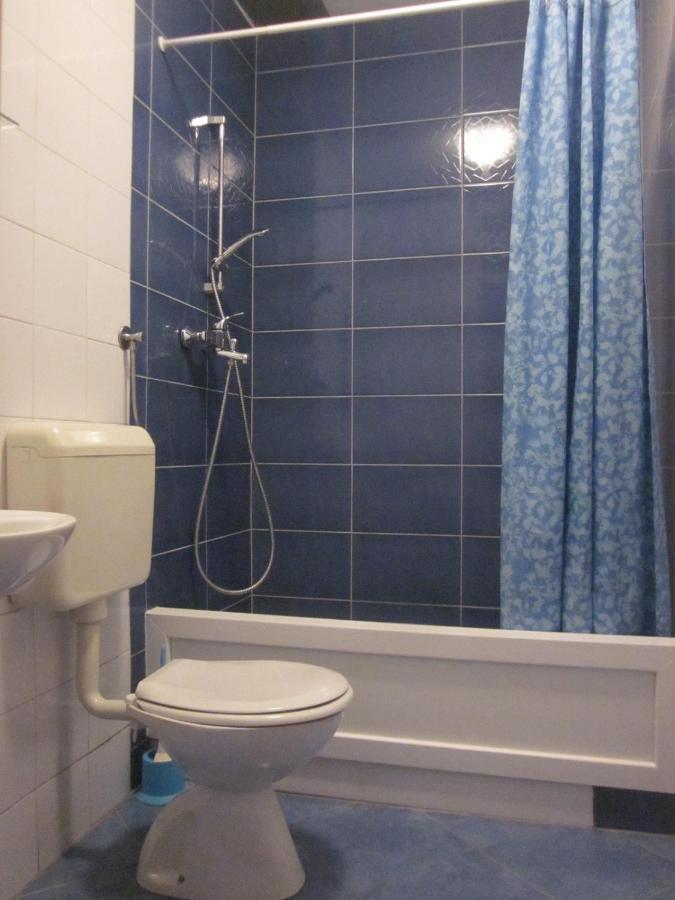 Apartments With A Swimming Pool Pula - 7356 المظهر الخارجي الصورة