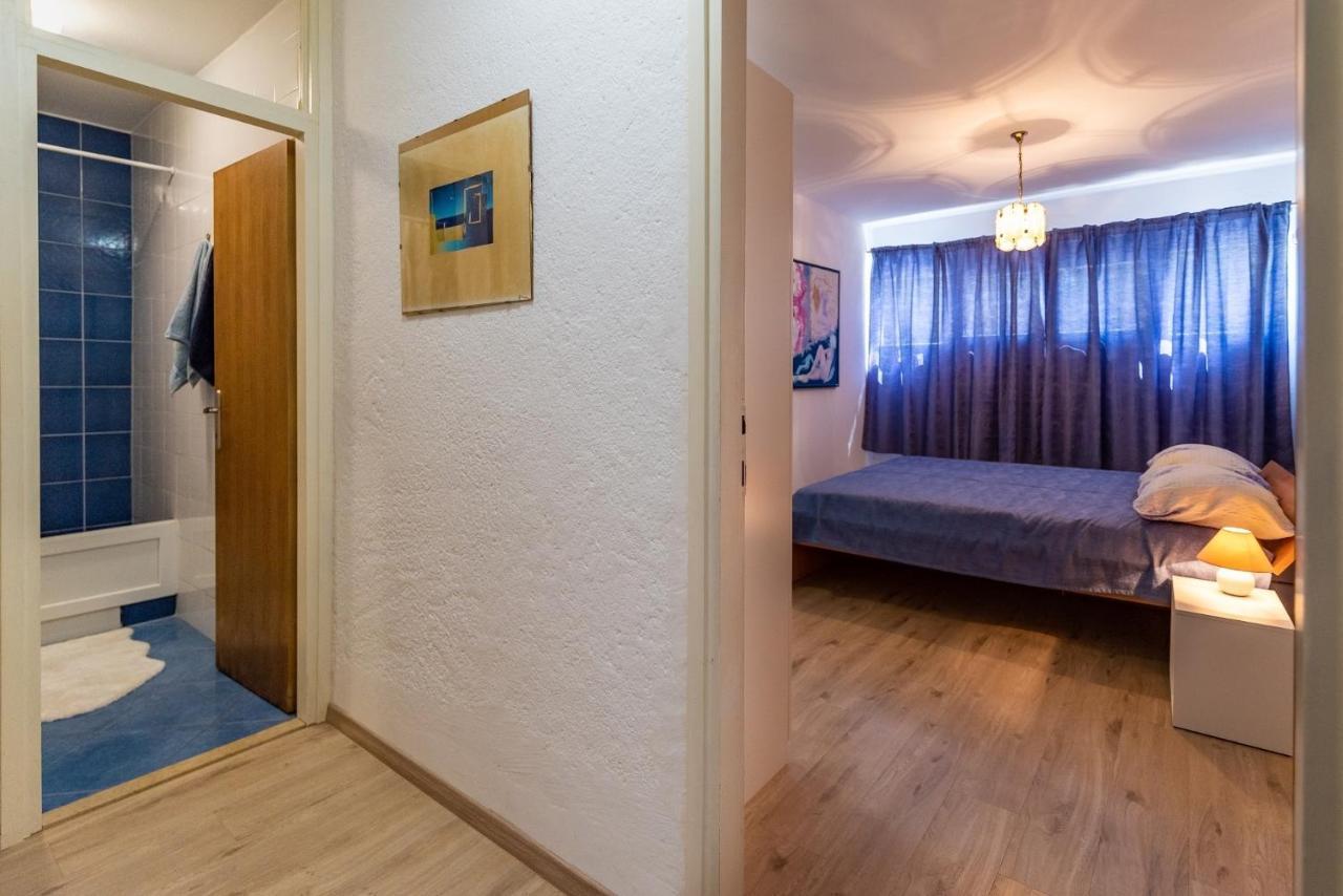 Apartments With A Swimming Pool Pula - 7356 المظهر الخارجي الصورة